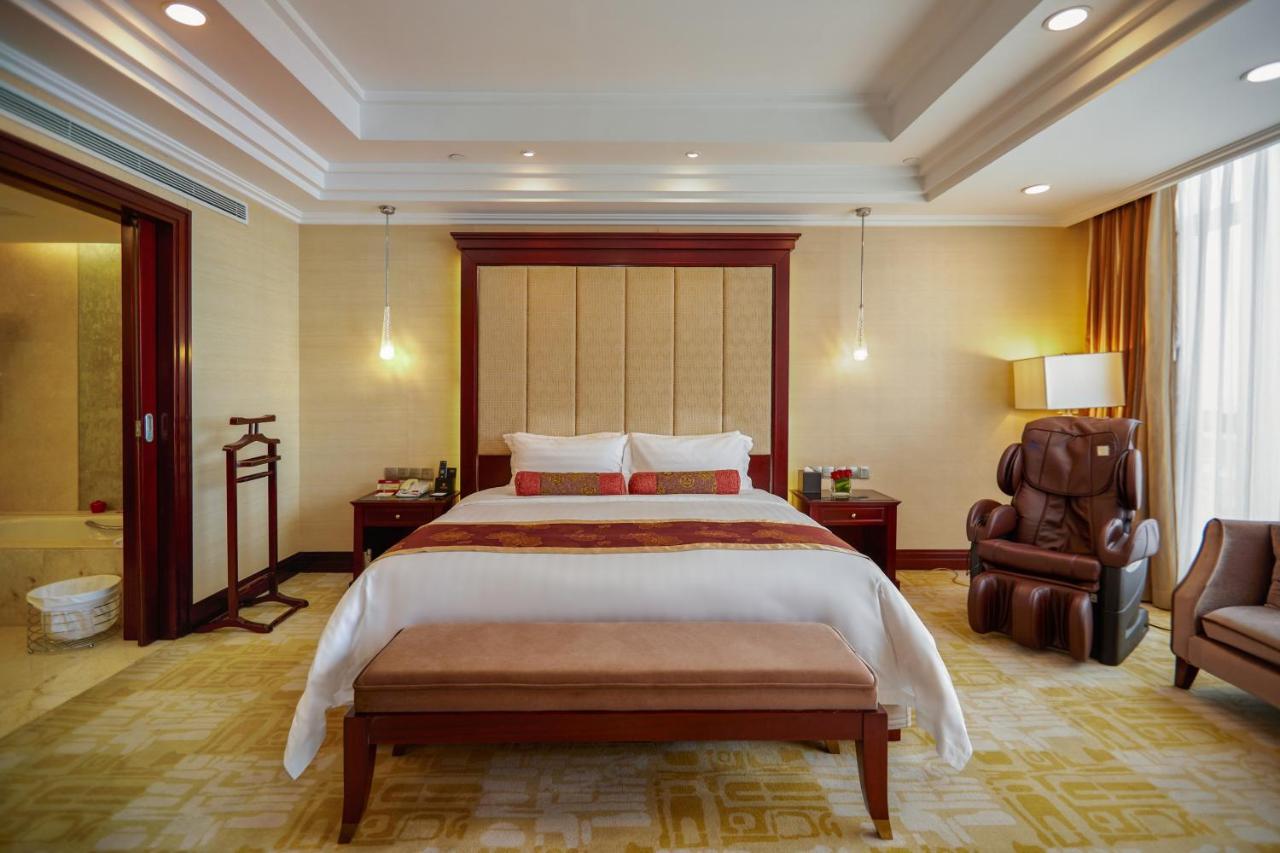 Soluxe Hotel Guangzhou - Overseas Buyers Registration Service&Canton Fair Free Shuttle Bus 15 Apr To 05 May Exterior photo