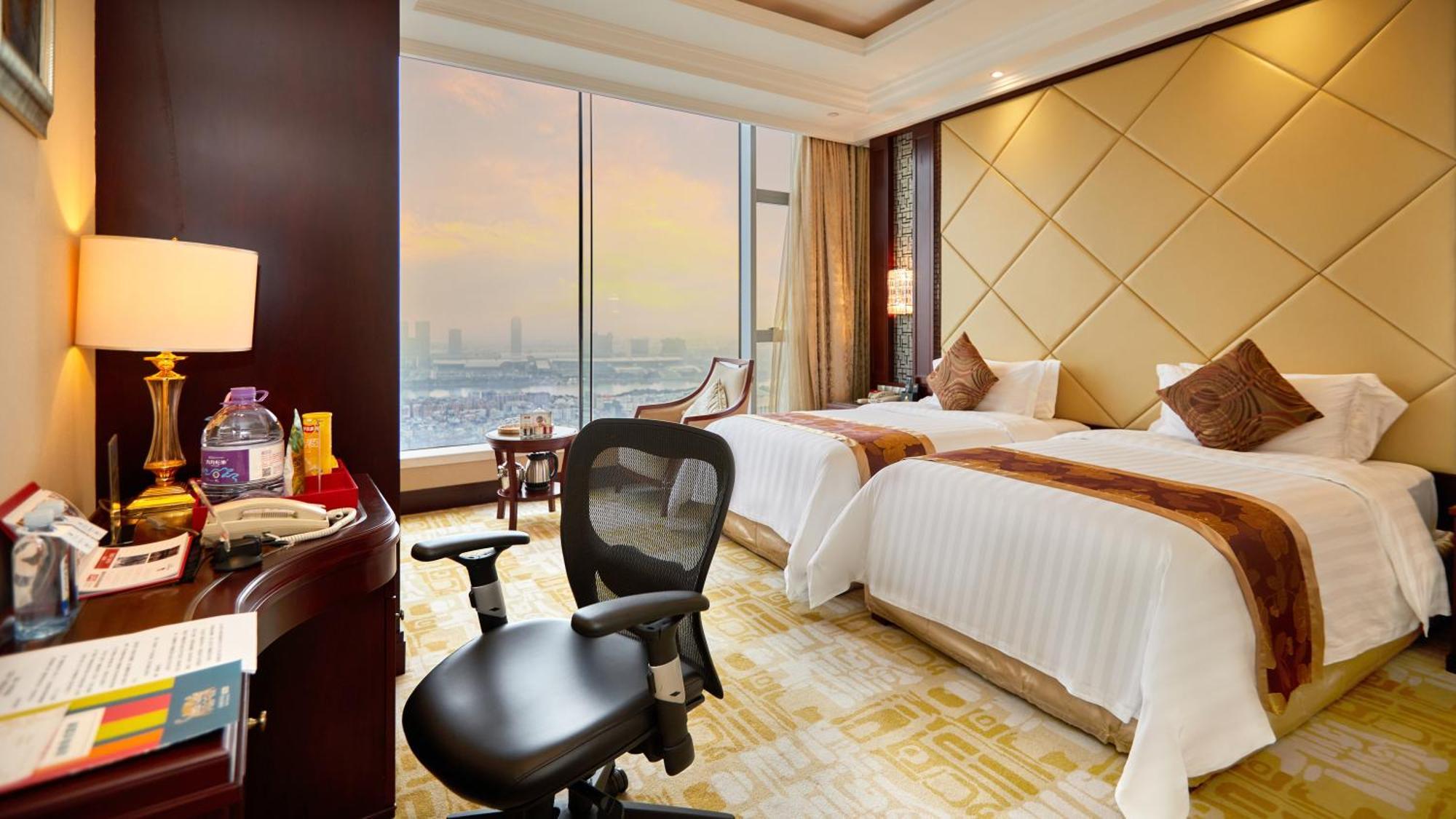 Soluxe Hotel Guangzhou - Overseas Buyers Registration Service&Canton Fair Free Shuttle Bus 15 Apr To 05 May Exterior photo