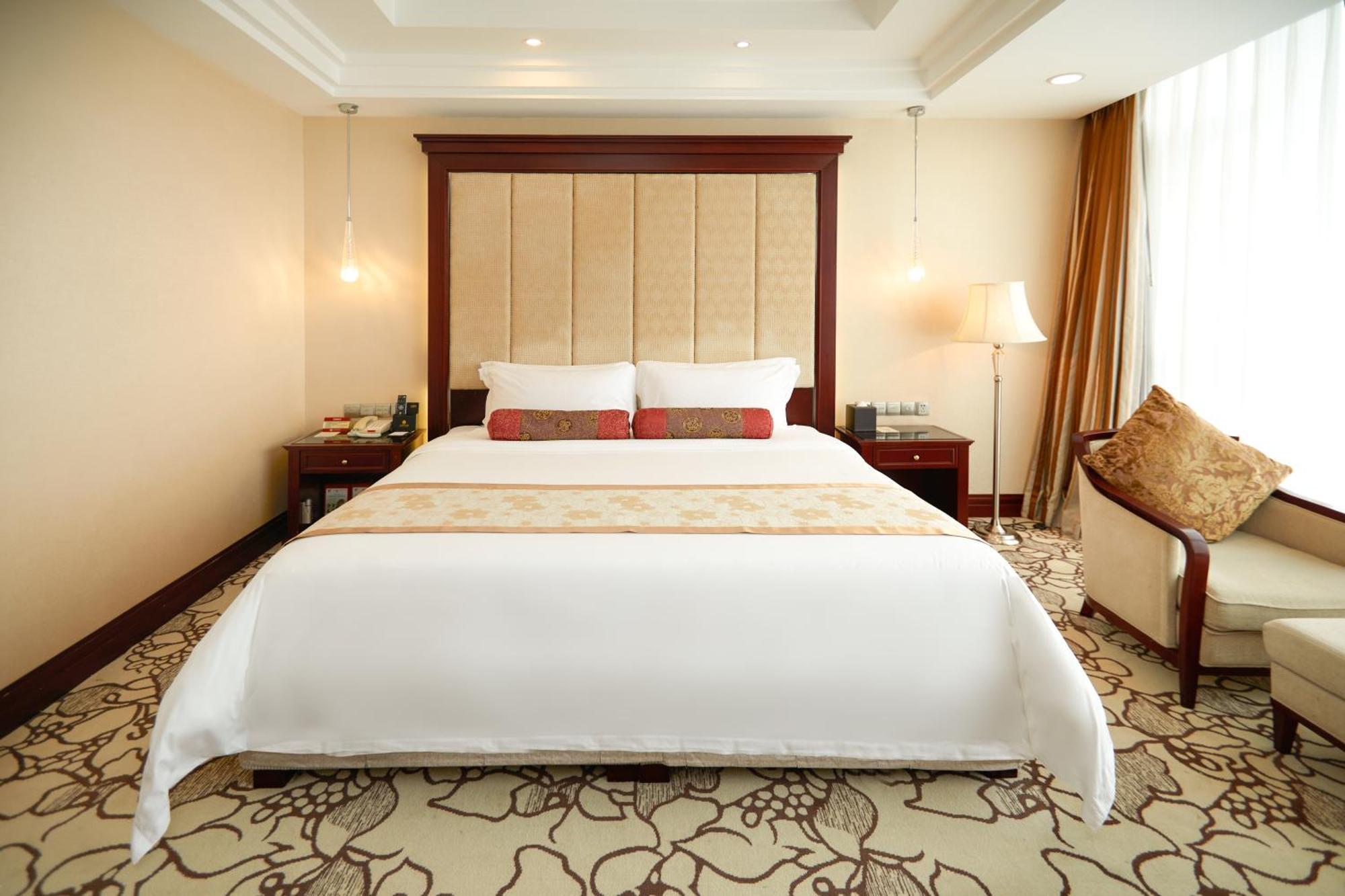 Soluxe Hotel Guangzhou - Overseas Buyers Registration Service&Canton Fair Free Shuttle Bus 15 Apr To 05 May Exterior photo