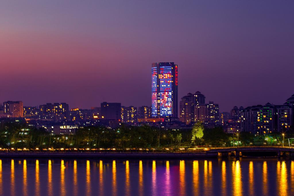 Soluxe Hotel Guangzhou - Overseas Buyers Registration Service&Canton Fair Free Shuttle Bus 15 Apr To 05 May Exterior photo