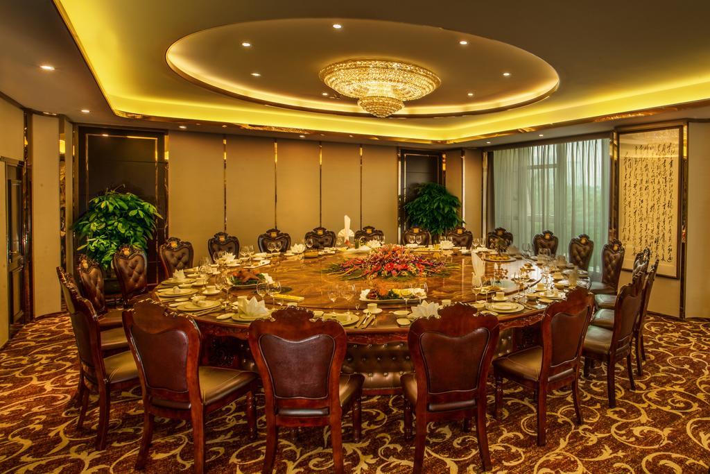 Soluxe Hotel Guangzhou - Overseas Buyers Registration Service&Canton Fair Free Shuttle Bus 15 Apr To 05 May Exterior photo